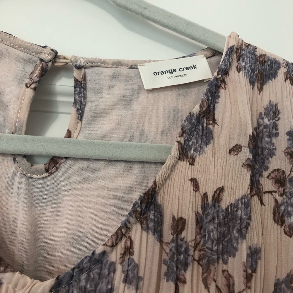 Inherit clothing co orange creek dress floral pleated midi - Picture 2 of 6